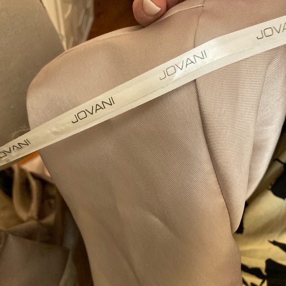 Elegant Satin Evening Gown with Jacket - Picture 5 of 5